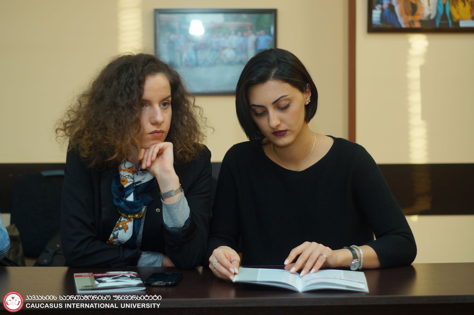 მრგვალი მაგიდა